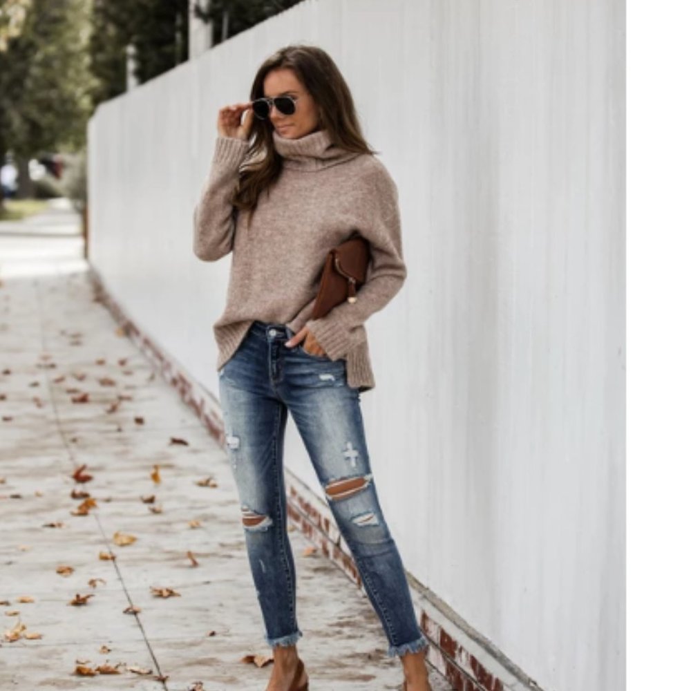 ADELE Chunky Knit Sweater - Picture 8 of 8
